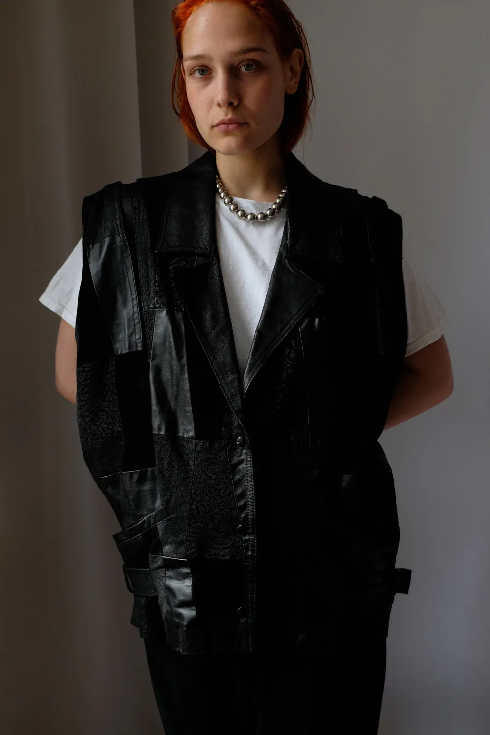 BLACK LEATHER VINTAGE OVERSIZE VEST