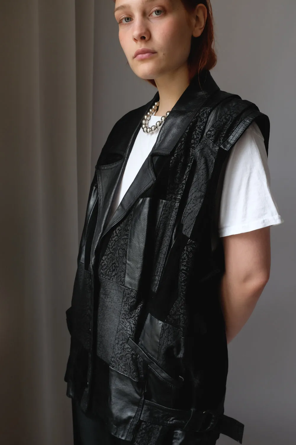 BLACK LEATHER VINTAGE OVERSIZE VEST