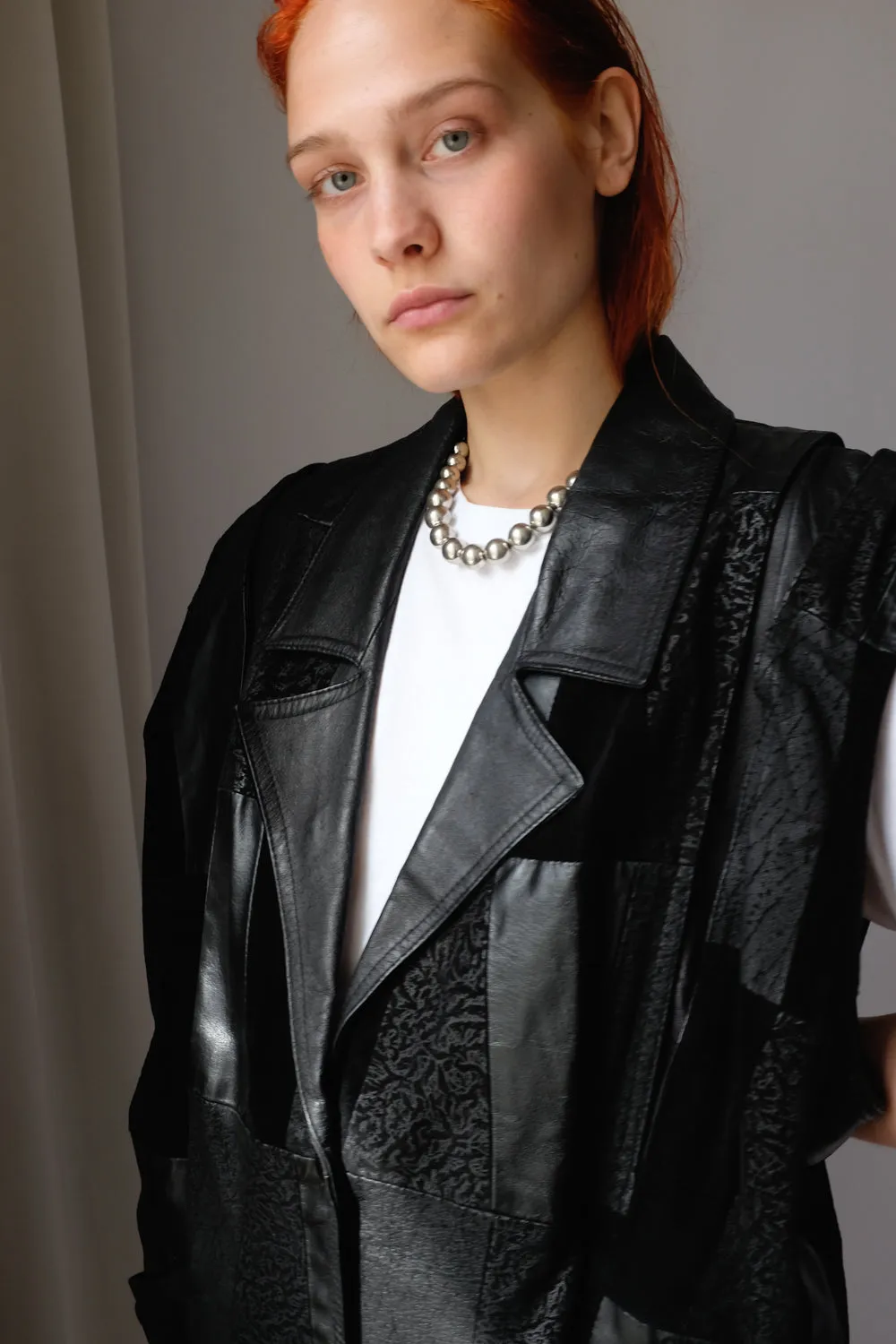 BLACK LEATHER VINTAGE OVERSIZE VEST