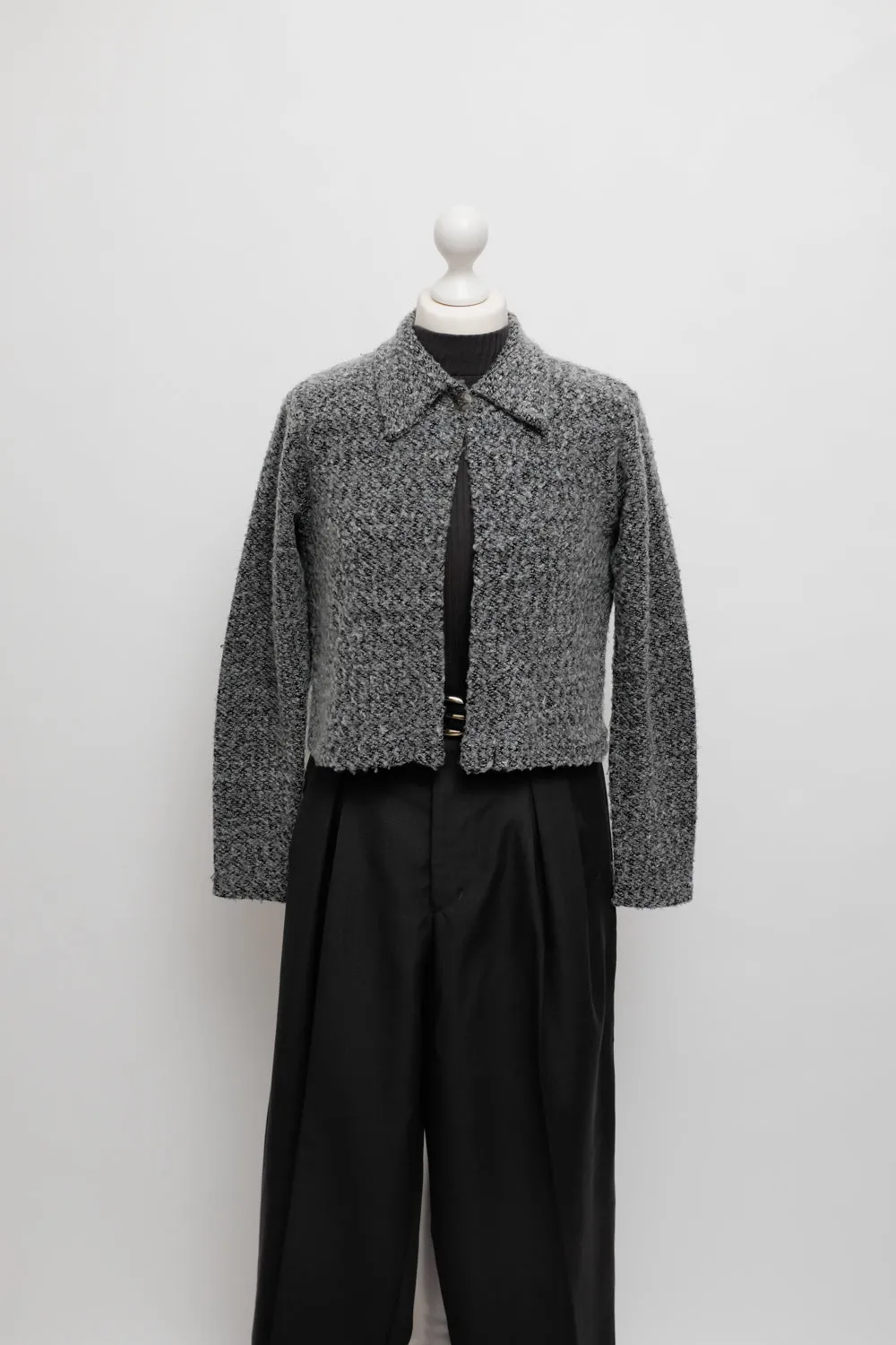 CROPPED WOOL BOUCLE GREY CARDIGAN