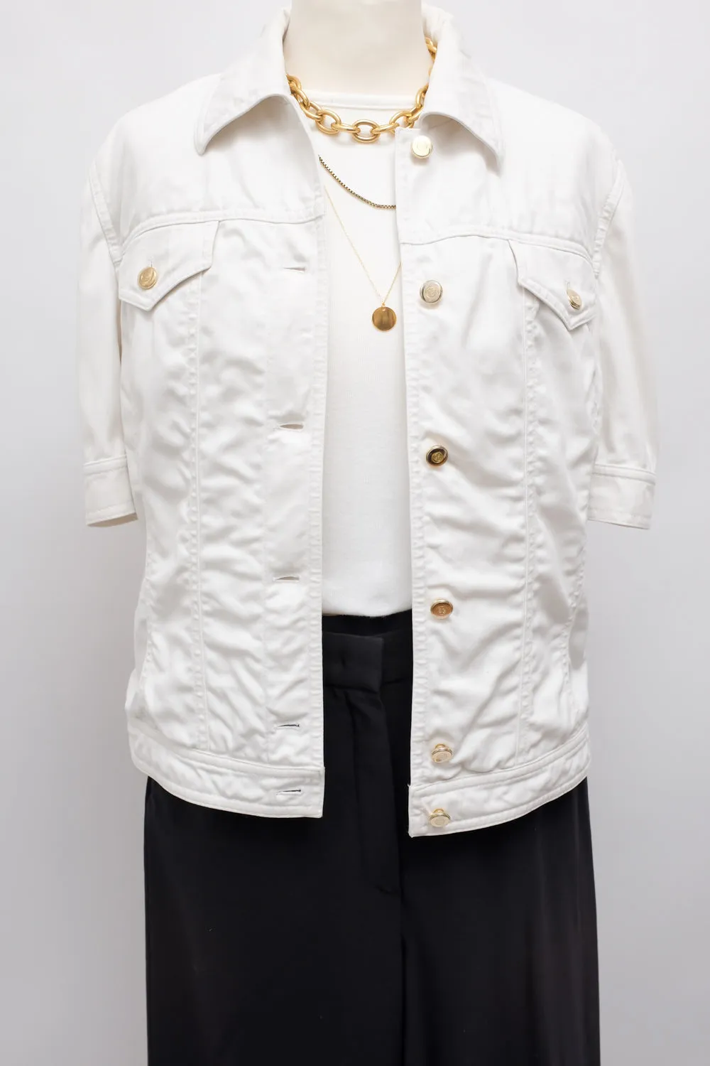 ESCADA WHITE SHORT ARM DENIM JACKET