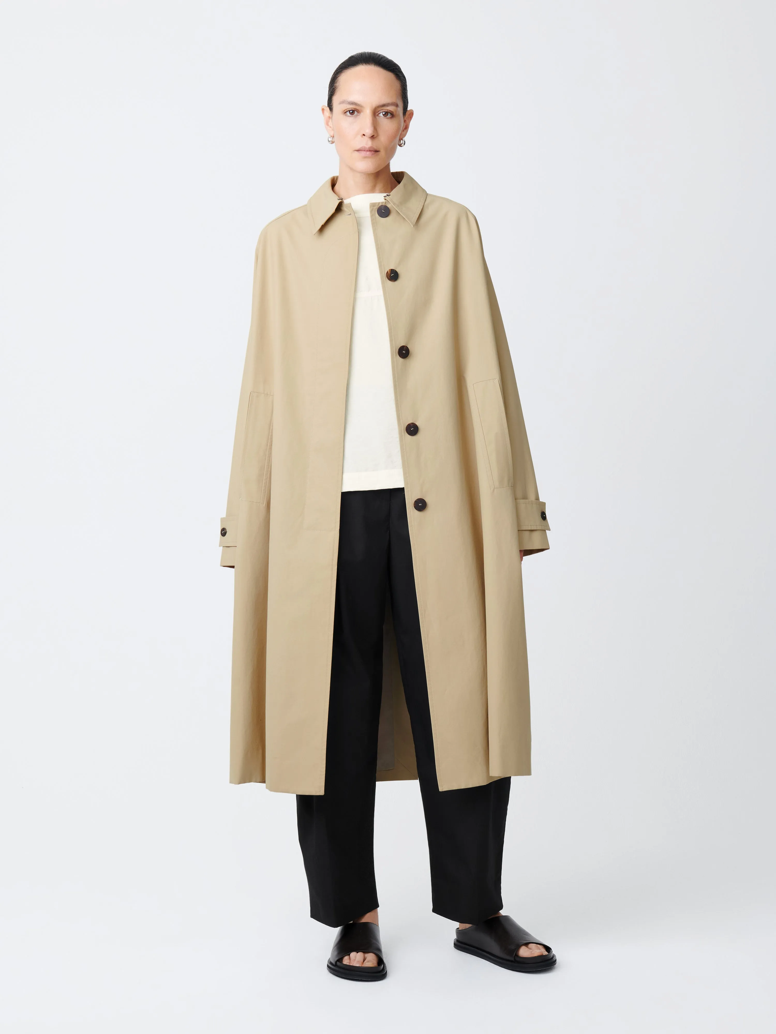 Holin Coat in Tan