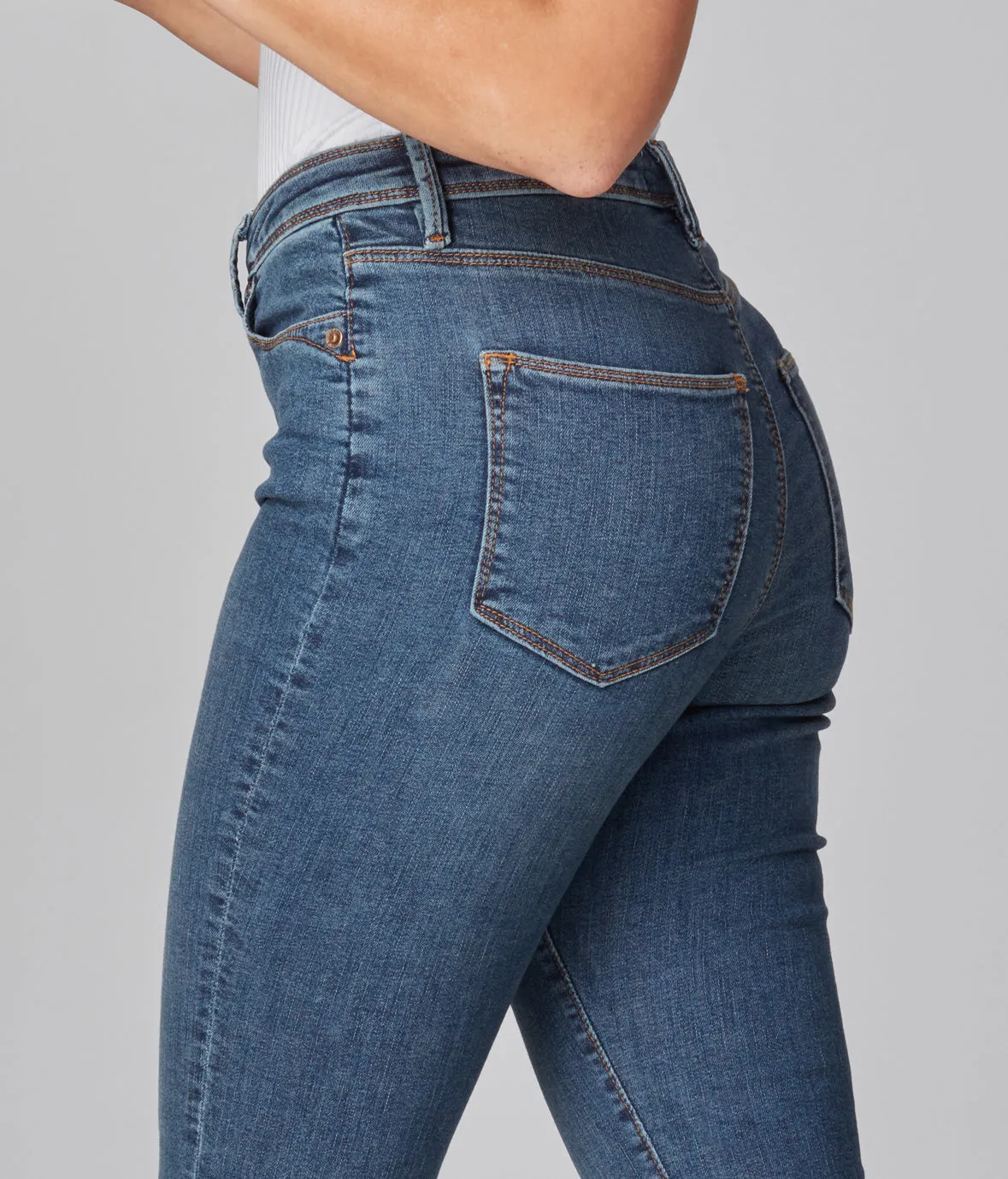 KATE-RCB1 - High Rise Straight Jeans