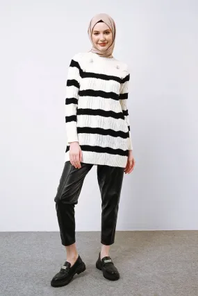 Knitted Sweater - Striped