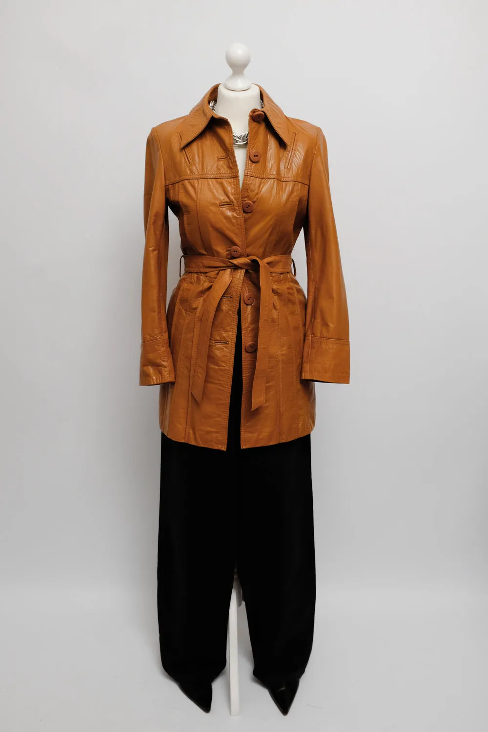 LEATHER CARAMEL BELTED 70's VINTAGE COAT