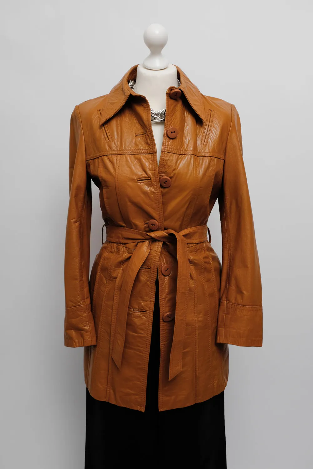 LEATHER CARAMEL BELTED 70's VINTAGE COAT