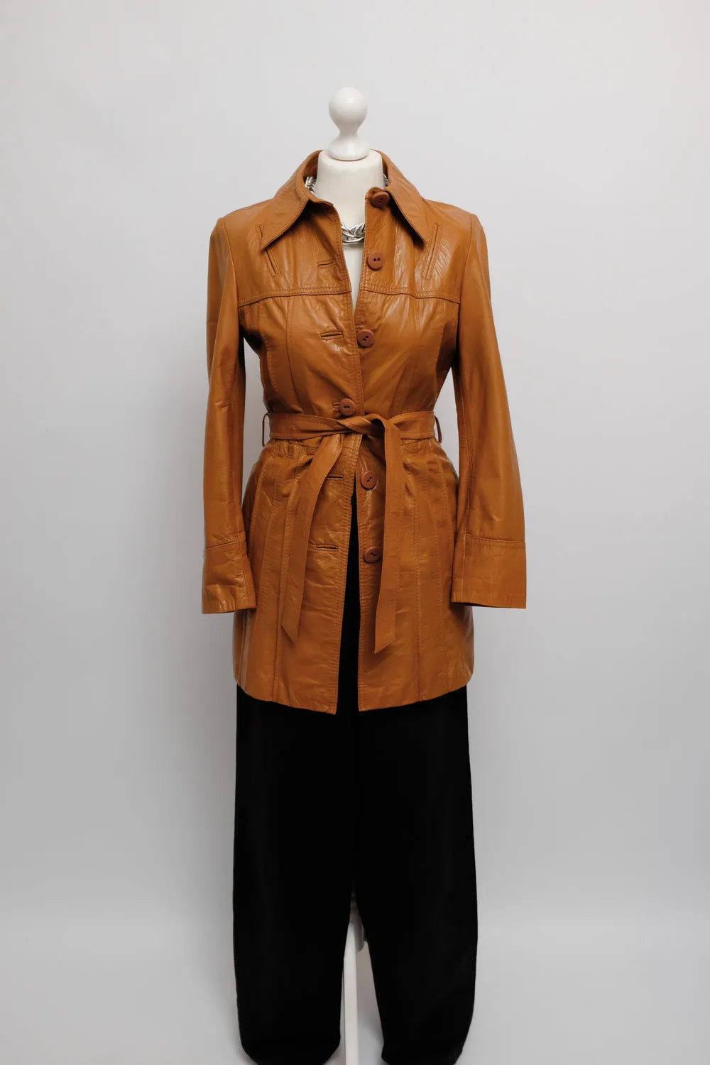 LEATHER CARAMEL BELTED 70's VINTAGE COAT