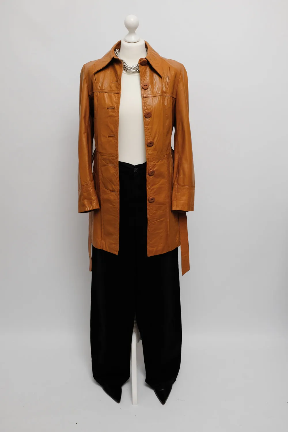 LEATHER CARAMEL BELTED 70's VINTAGE COAT