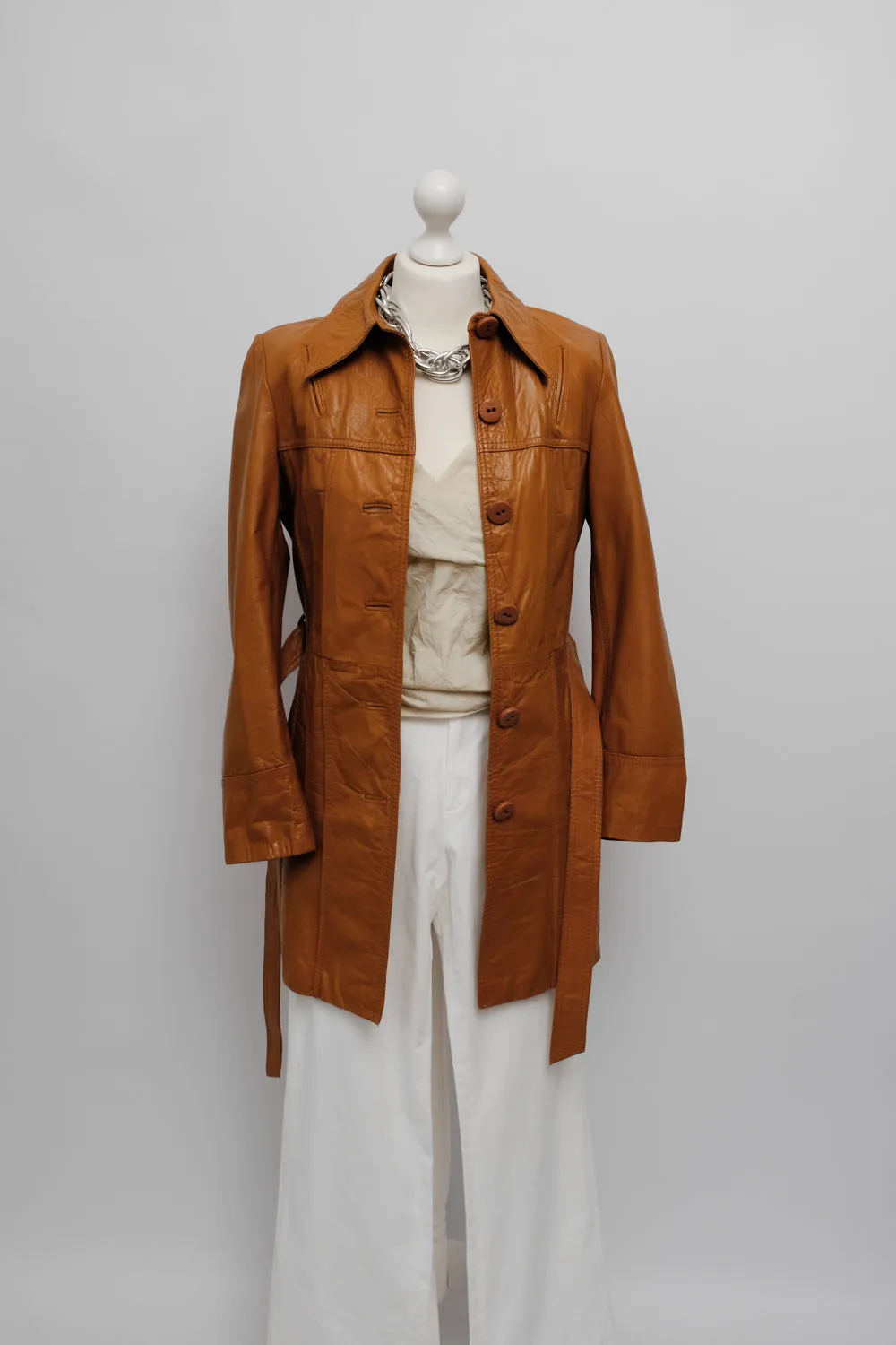 LEATHER CARAMEL BELTED 70's VINTAGE COAT