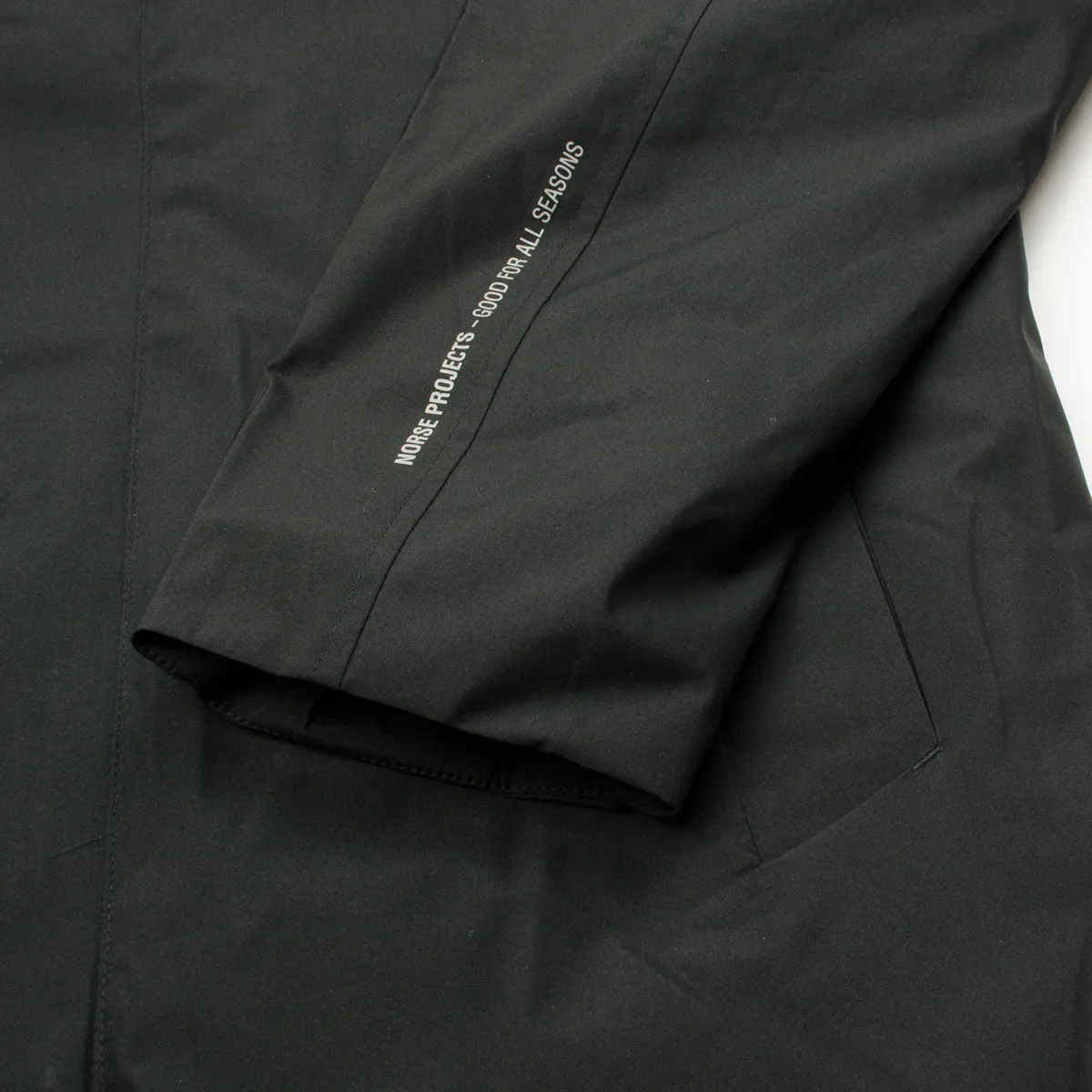 Norse Projects - Thor Gore-Tex Infinium Raincoat - Black