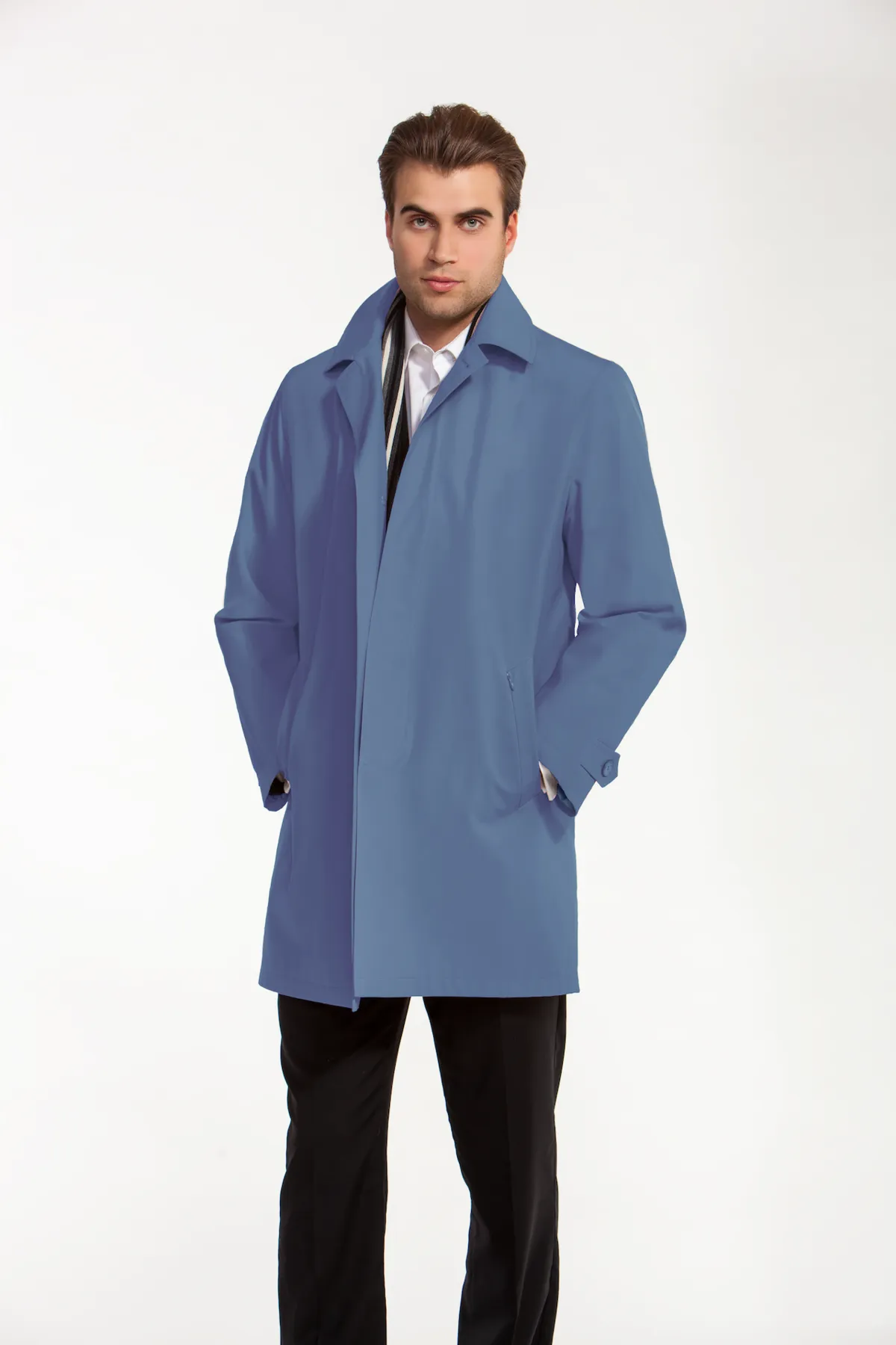 Pino Raincoat with 6 Pockets