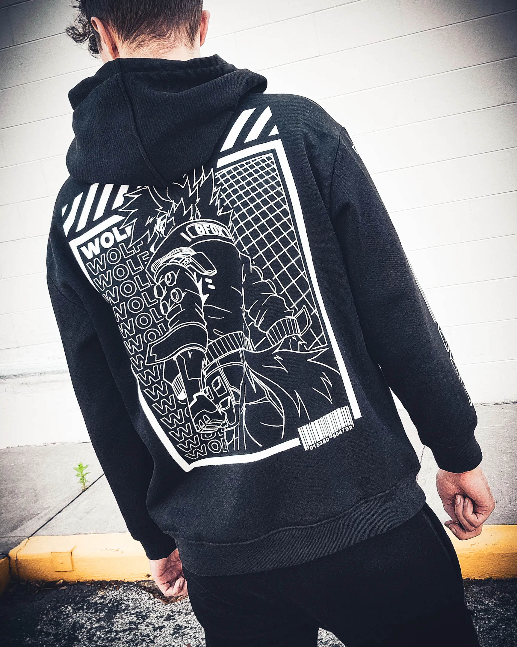 W-01F HOODIE